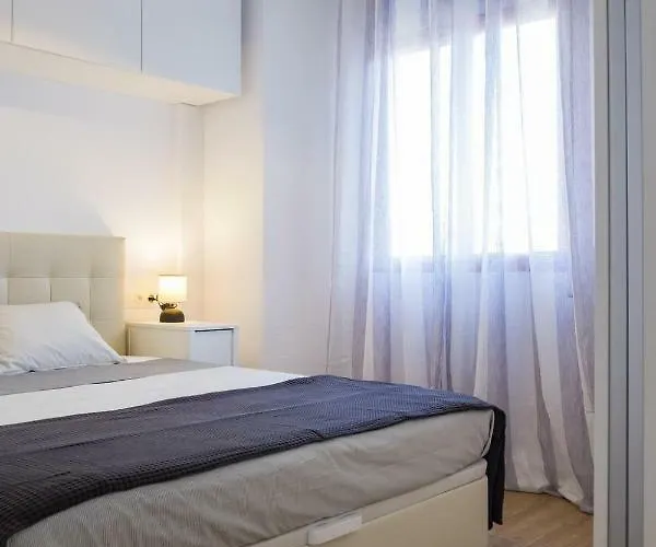El Patio V アパートホテル デニア